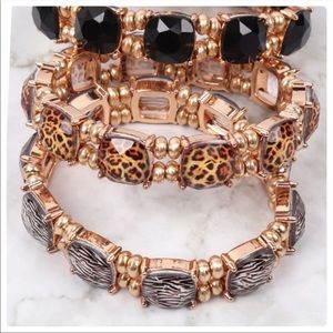 NWT ZEBRA 🦓 PRINT STRETCH BRACELET